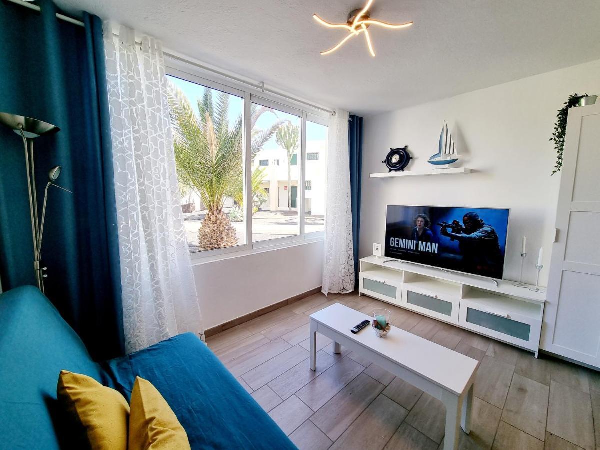 Apartamento Dino 10 Playa Roca Apartment Costa Teguise Bagian luar foto